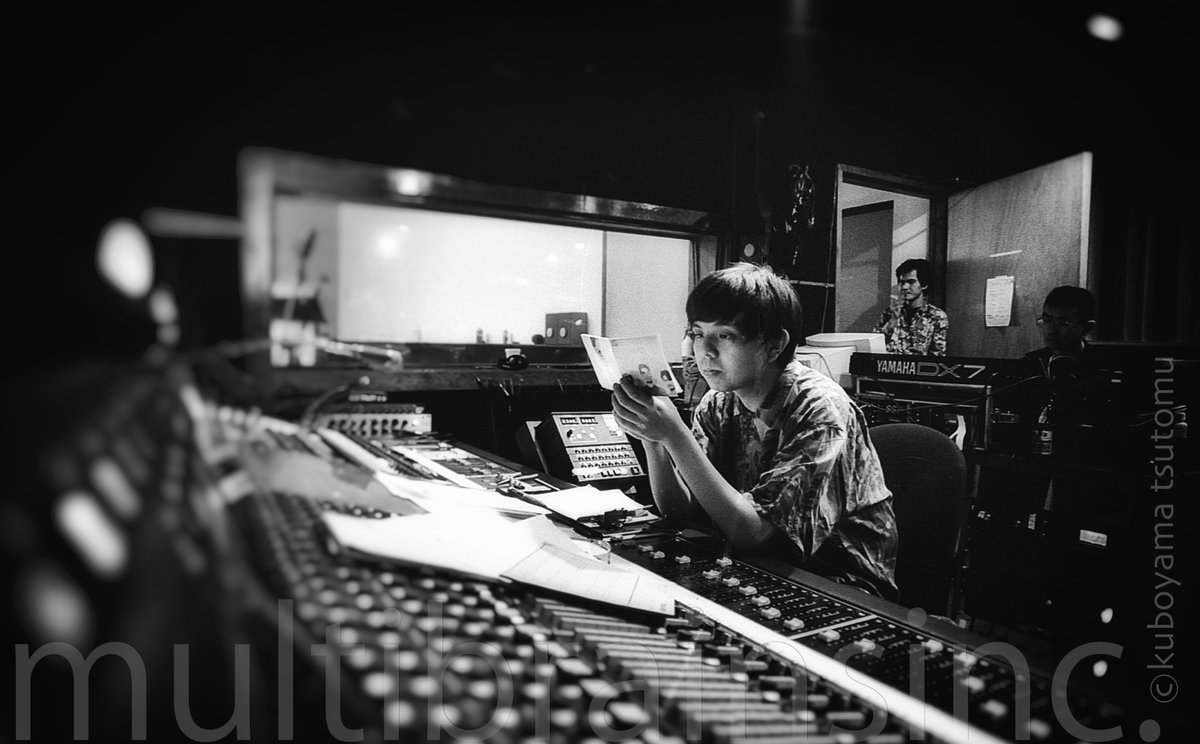 kbymttm's tweet photo. 1992年 夜のレコーディングスタジオ https://t.co/vQGlqWbDHF