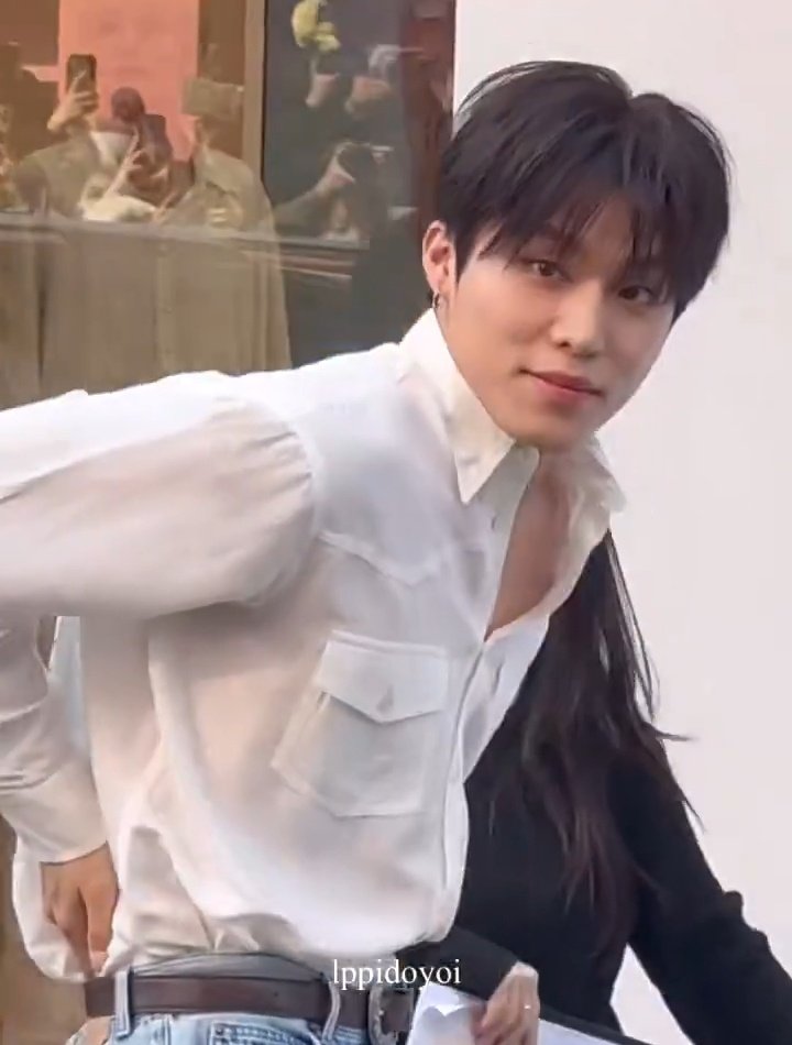 PICSPJW's tweet image. JEONGWOO OMG????????