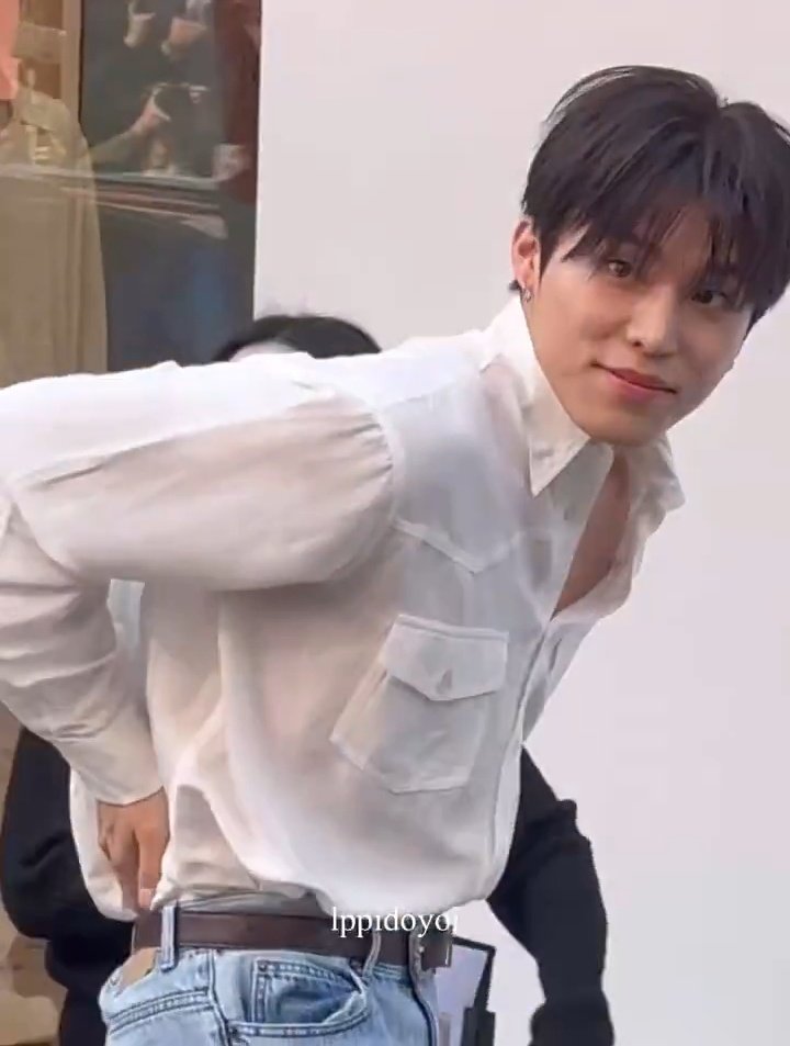 PICSPJW's tweet image. JEONGWOO OMG????????