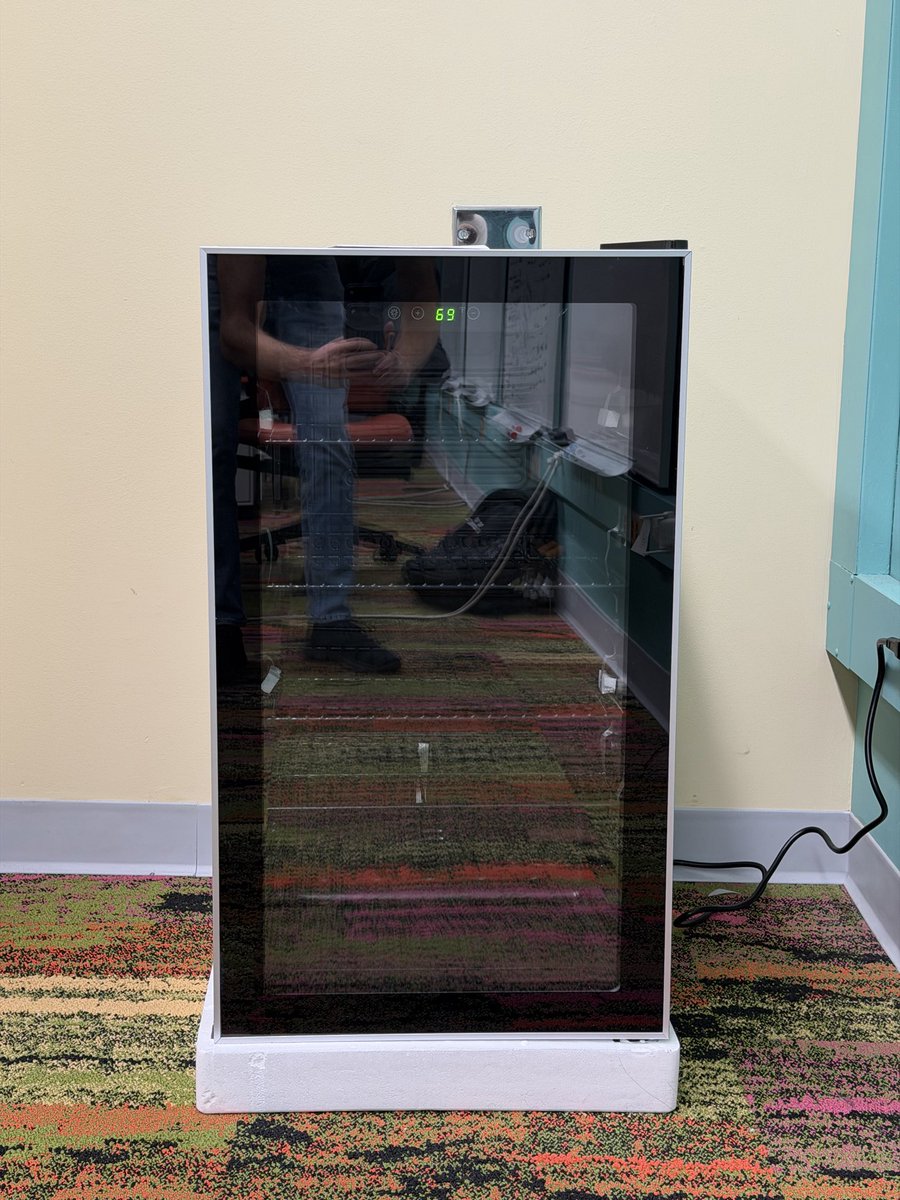 John Hewitt tweet media