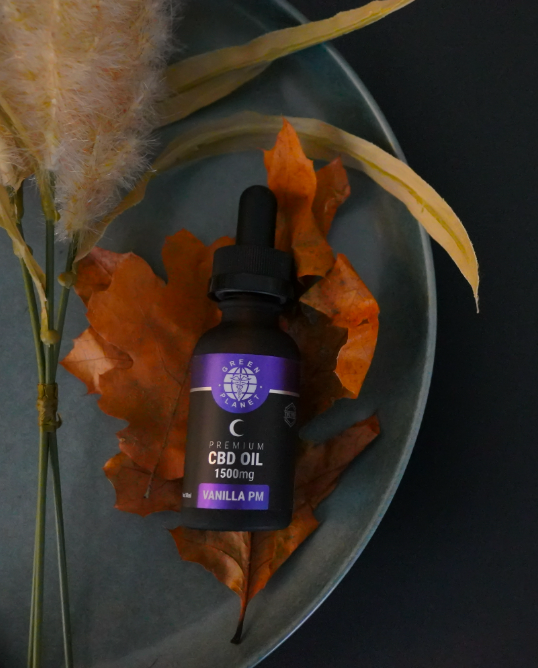 usgreenplanett's tweet image. Your cue to unwind 😌

As the day ends, treat yourself to the premium support you deserve.

Our Vanilla PM Oil is the perfect addition to your evening ritual, guiding you toward peaceful rest. Sweet dreams start here ✨

#NightRoutine #SweetDreams #Rejuvenation