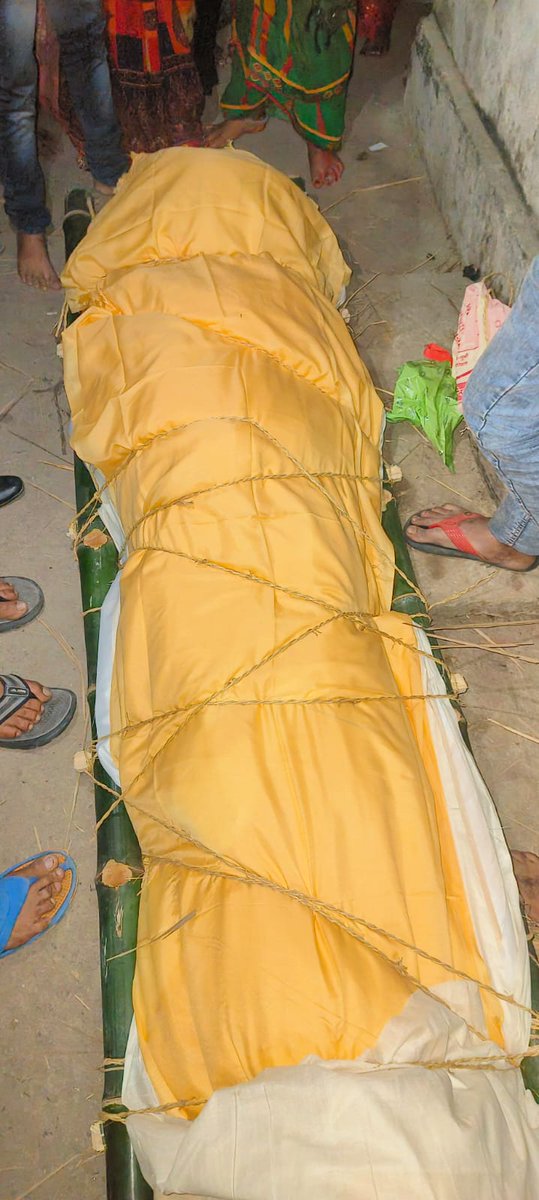 awasthixza2's tweet image. आदरणीय विधायक @shalabhmani जी मेरे पति का पार्थिव शरीर देवरिया आ गया है आपने बहुत मदद किया इस समय कुछ कहने के स्थिति में नही हूँ 😢😭 आपका एहसान जीवन भर याद रखूंगी आपको बहुत प्रणाम है 🙏😭