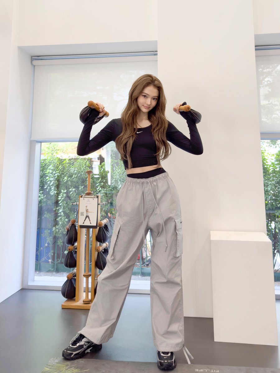 G6Kqo0HaQAASP9v?format=jpg&name=medium