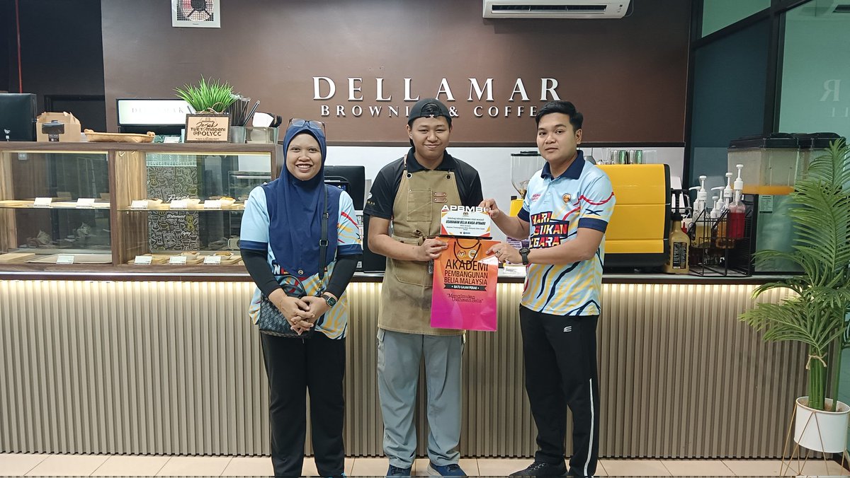 apbm_batugajah's tweet image. 🎉 LAWATAN USAHAWAN BELIA NIAGA APBM BATU GAJAH 2025

📅 17 November 2025
📍 Ipoh, Perak

Lawatan ke Syarikat AqilImanLegacy milik En. Aqil Muhaimin bertempat di Poly Biz Mall, Politeknik Ungku Omar, Jalan Raja Musa Mahadi, 31400 Ipoh.