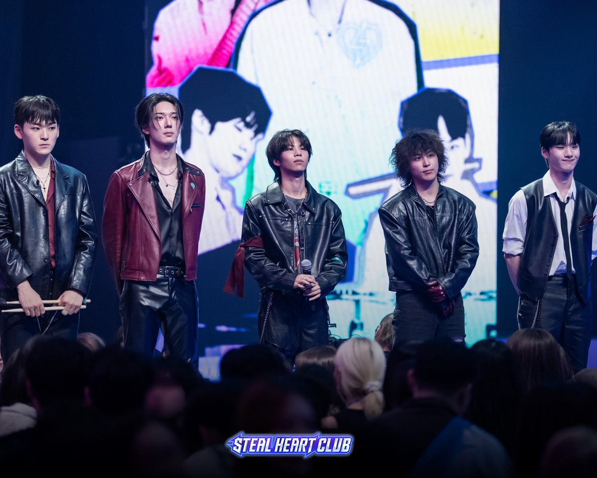 Mnet tweet media