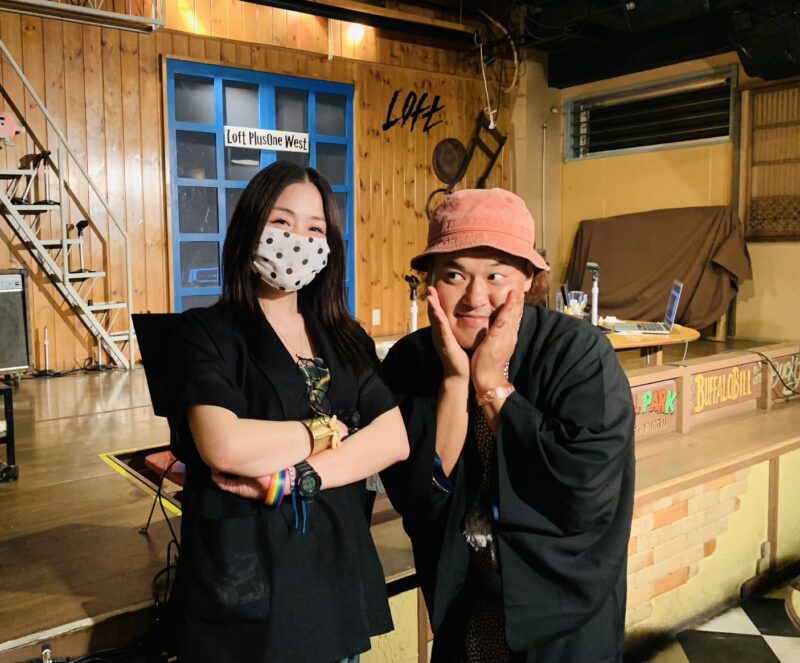 いよいよ明後日!!
11/22(土)開場12:00-開演12:30
“アルテイシア×ひょうきんなおっさん
落語＆トークライブ” vol.4

政治、フェミニズム、プロテスト、
人生のもやもや…など語り尽くします

会場+配信🎫￥2500+D
t.livepocket.jp/e/h231k
配信🎫￥1500
premier.twitcasting.tv/plusonewest/sh…

<a href="/artesia59/">アルテイシア(作家) 『だったら、あなたもフェミニストじゃない？』</a>