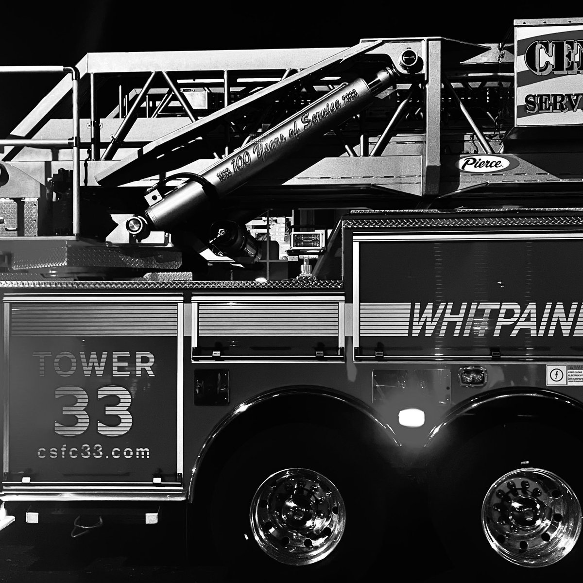 RichMonochrome's tweet image. Tower 33 #fireengine #blackandwhite #monochrome