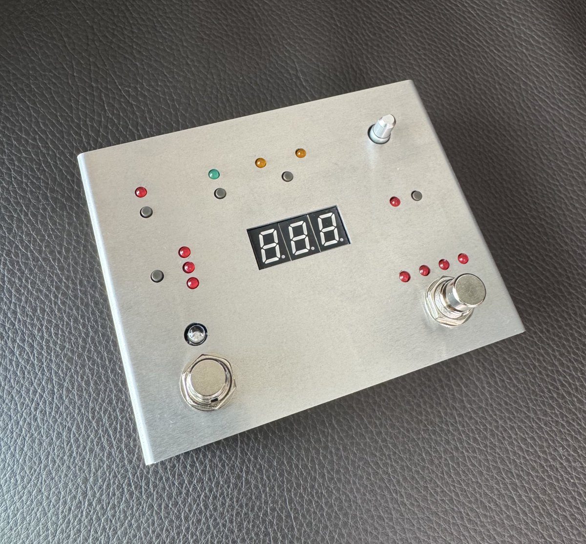 yhayashifrtt's tweet image. 2020年から開発をスタートしている、この製品。ようやく完成が見えてきました！この製品は何だと思いますか？😄
(ヒント: 50Hz/60Hz)

#フリーザトーン
#freethetone