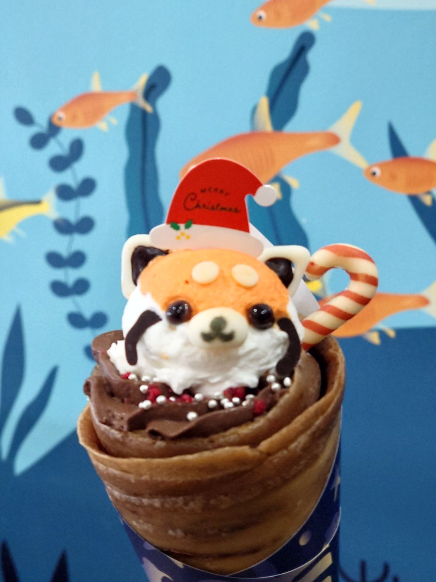 期間限定のレッサーパンダクレープ 前回のパフェと同じく可愛らしい上