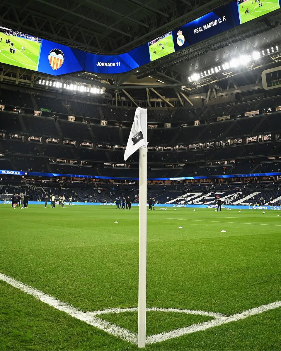 jsj_althani's tweet image. يحلمون بها ..
ويتمنونها في اركان ملاعبهم ..💜

🤍 𝐻𝑎𝑙𝑎 𝑴𝒂𝒅𝒓𝒊𝒅
#HalaMadrid #LaLiga