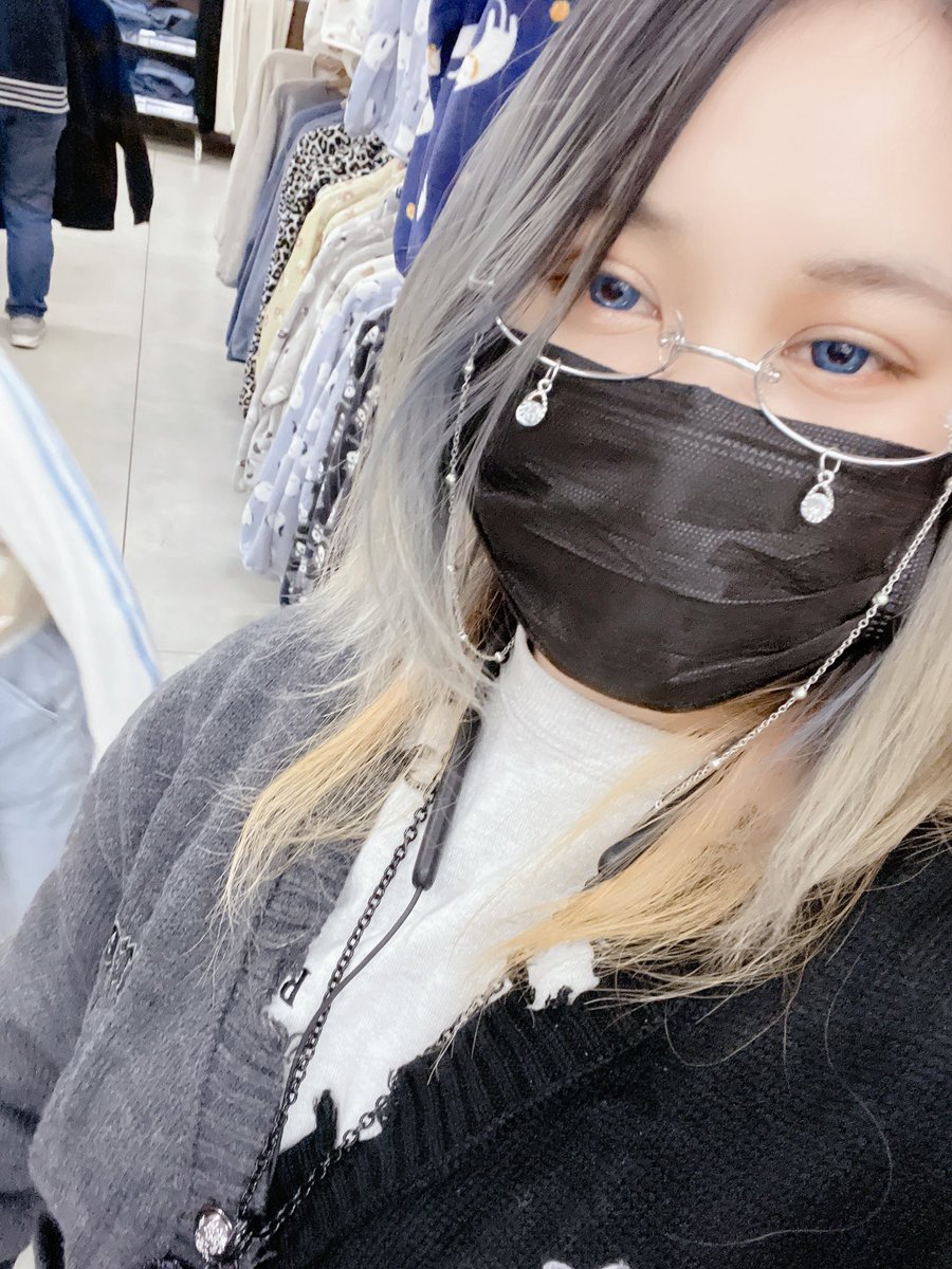 Syu_00_x's tweet photo. 青眼 https://t.co/BkgnxQMMX7
