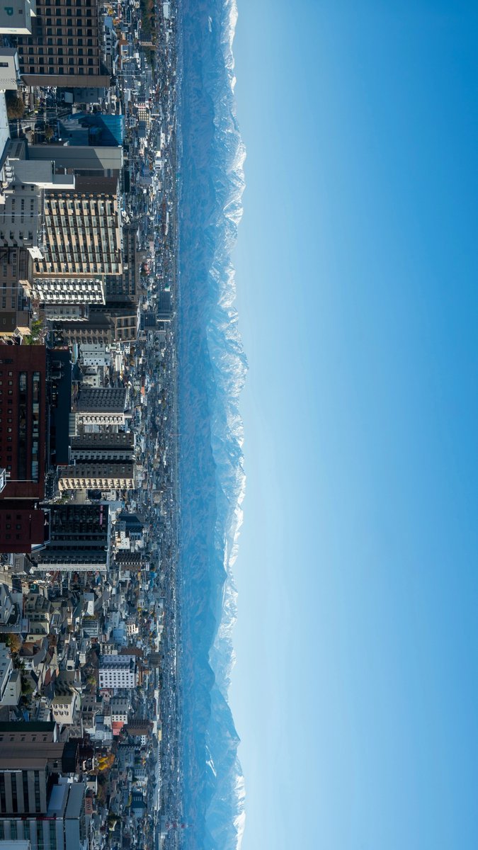 toyamacitykanko's tweet photo. タップして広げてほしい。
白馬から薬師岳まで、息をのむ大パノラマ。
#立山連峰 https://t.co/Pm5tWXlNPf