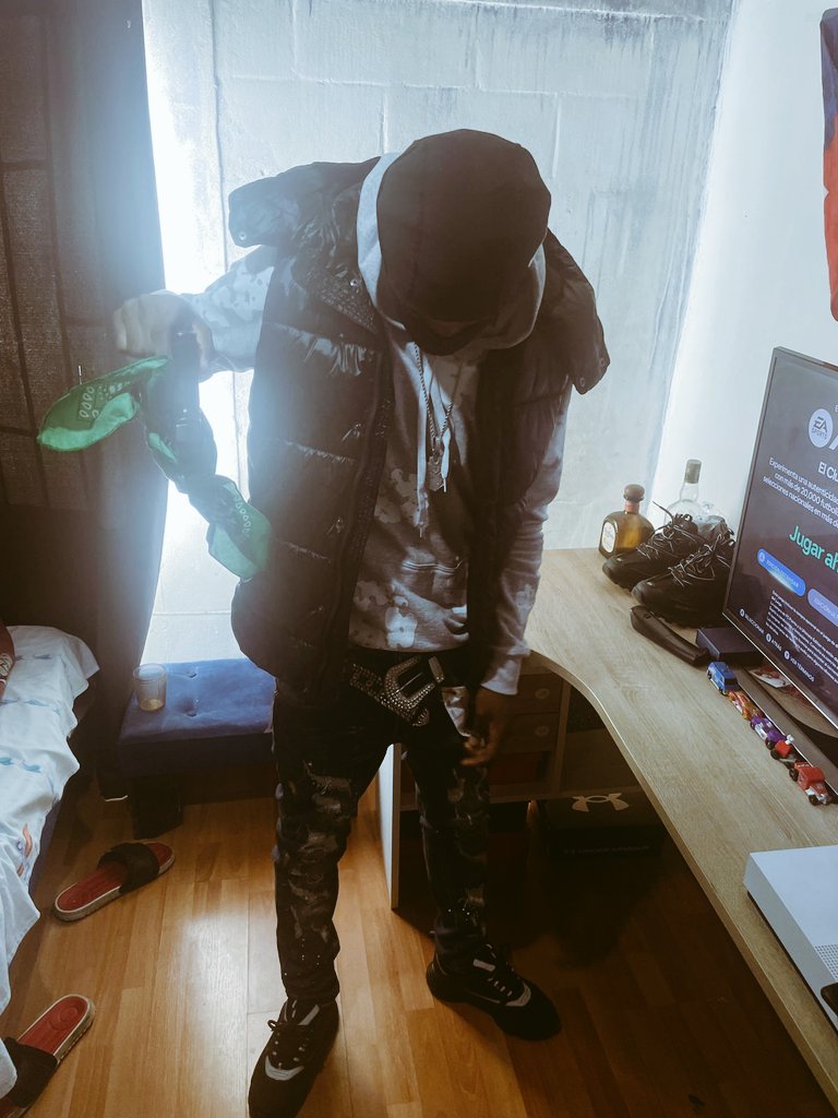 BronxFlaco's tweet photo. https://t.co/hRZaNQfMNS