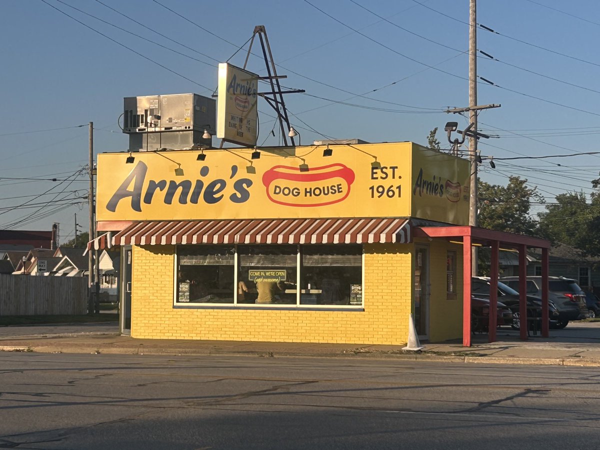 nwi_jsp's tweet image. Let’s make this dog house a dog home