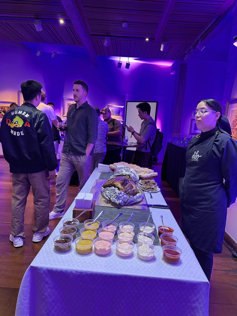 PotatoSwap_Fi's tweet image. Had a great time chatting with everyone today, Buenos Aires builders are a blast! 🇦🇷
Big thanks to @XLayerOfficial for the soil - it feels like a good place for new ideas to grow.