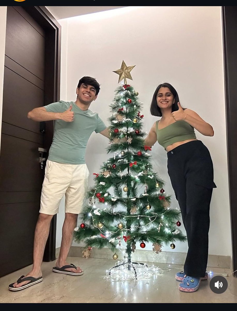 Krishnahinduu's tweet image. I don&apos;t see any difference between them