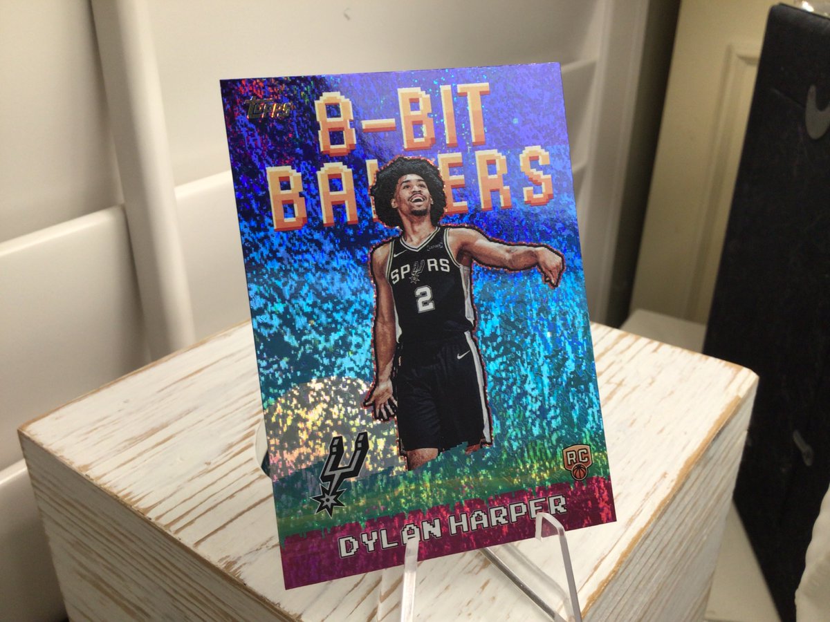 du47222292's tweet image. Last giveaway: 2025-26 Dylan Harper 8-Bit Ballers Foil
#giveaway #Spurs 
Like✌️Follow✌️Repost✌️