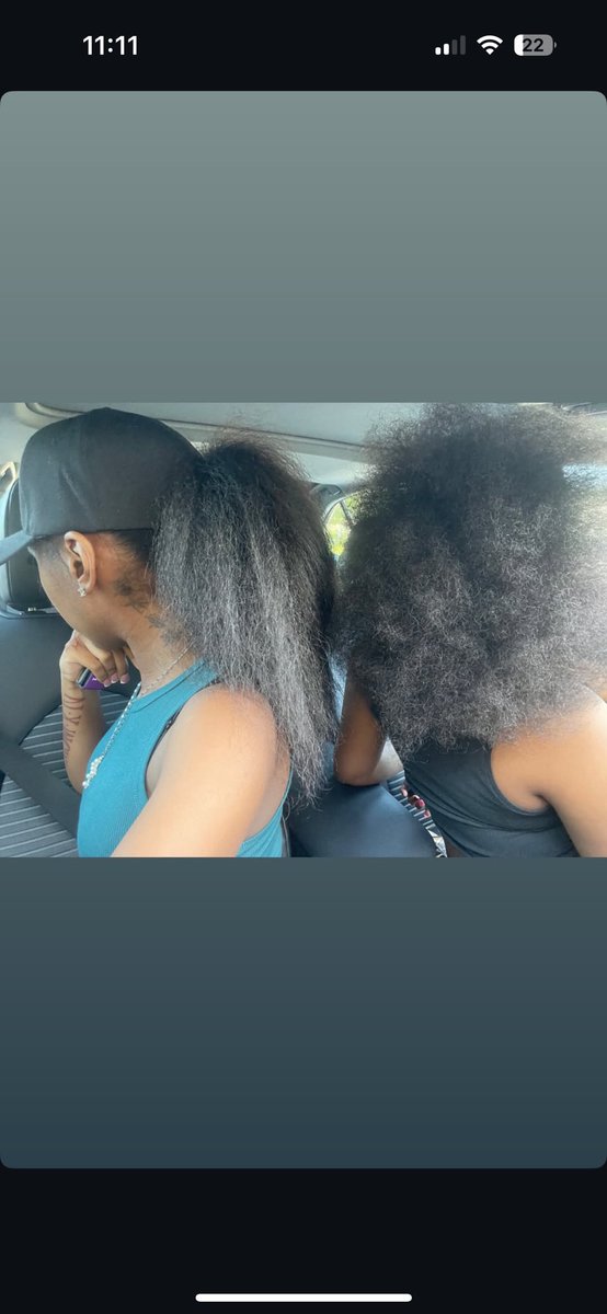 Yannierikaa's tweet image. Life be life’n but atleast we not bald head🥲