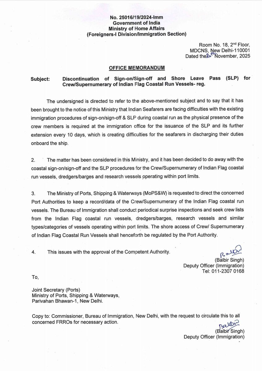 sarbanandsonwal's tweet image. Modi Govt stands strong with India’s Seafarers! 🇮🇳⚓

Towards empowering our Seafarers, Union Home Ministry under the decisive leadership of Shri Amit Shah ji has abolished decades-old requirements of sign-on, sign-off and Shore Leave Passes (SLP) for all Indian vessels…