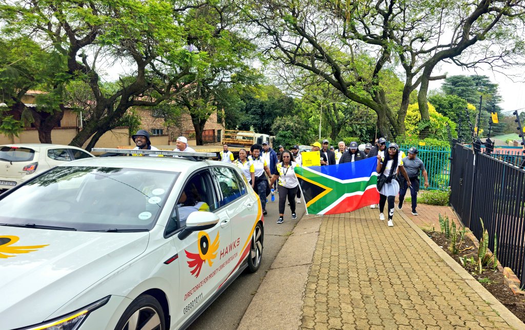 PublicProtector's tweet image. #SIUEthicsWalk #FraudAwarenessWeek #StopFraud #Whistleblowers #StrikeAgainstCorruption