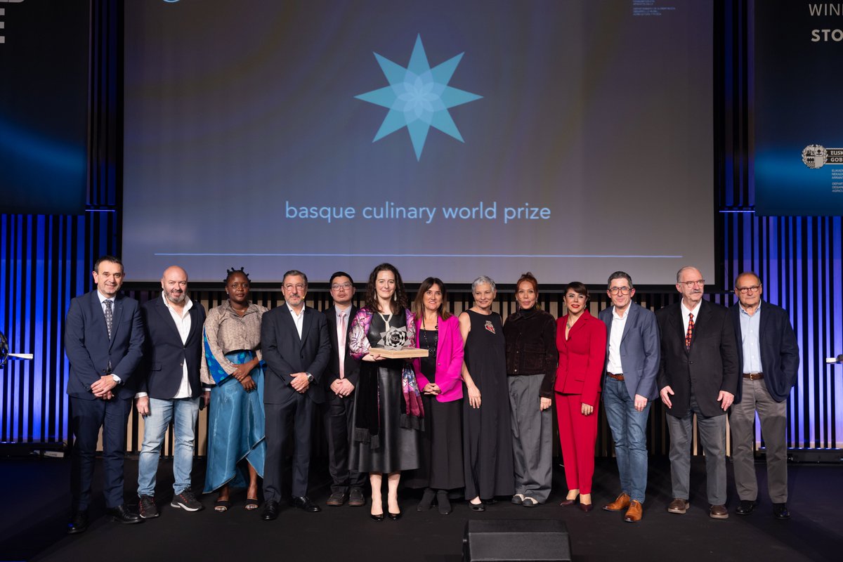 itsaslurraEJGV tweet media