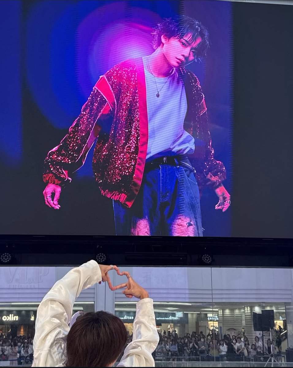 luna_mosyayan's tweet photo. #Buddy
みたいなことをする
#杉本琢弥
#熊本の彼氏
#シンガーソングライター
#池袋サンシャイン
#噴水広場
#フリーライブ
いいなぁ🥹
西もなにかやって?
フリラじゃなくてもいいから←
#5ヶ月連続リリース
#RE_MAKE
#渚のシンデレラ
#ノーサイン
#鬼灯
#ドーンライト https://t.co/6qgzHmwd9o