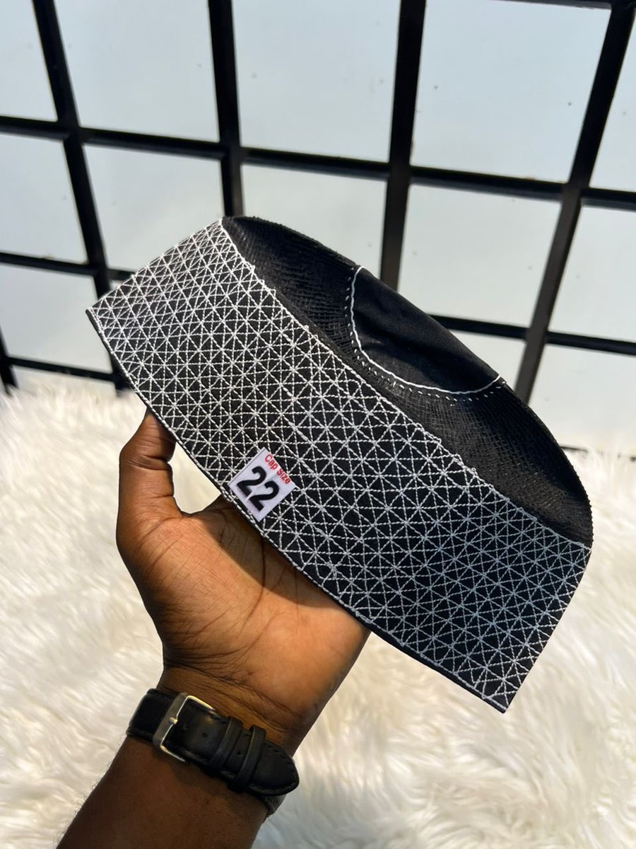 TweetsbyAzeez's tweet image. E L E G A N Z A   C A P S🎊🔥

🏷️:10K EACH
📍Kano,Nigeria ✦ 08148663410

Delivery Nationwide | Kindly Repost