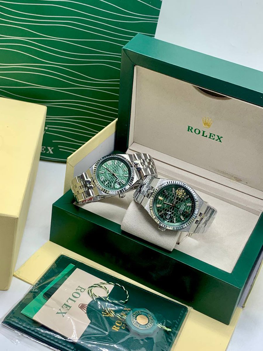Green honeycomb pattern dial 
- 
🏷️ 100,000