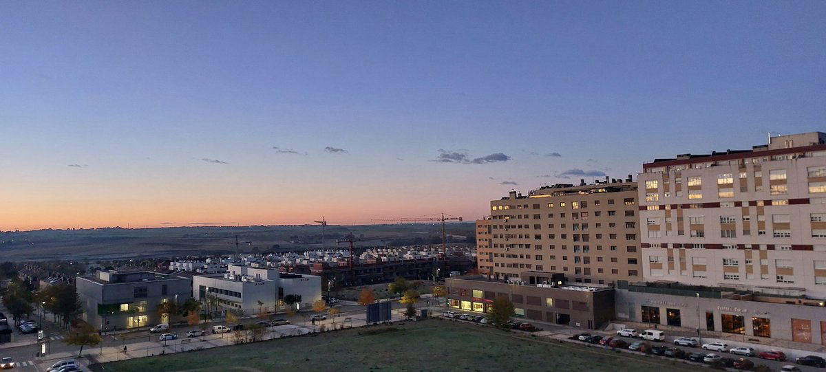 SinParar5's tweet image. Jueves frío pero con esperanza de que nadie me estropee el día! Hoy solo quiero sonreír, por fa!
Buenos días! ☕️☕️☕️☕️😘😘😘😘