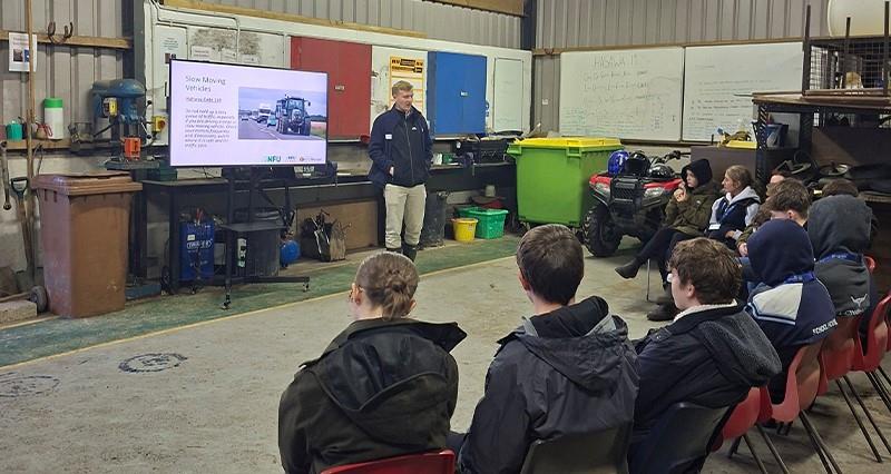 Students were engaged in all things farm safety during a recent event at Reaseheath College, featuring a talk from NFU Farm Safety and Transport Adviser Stuart Head.

#BackBritishFarming

Read more about the event👉ow.ly/rm4w50Xuvxe