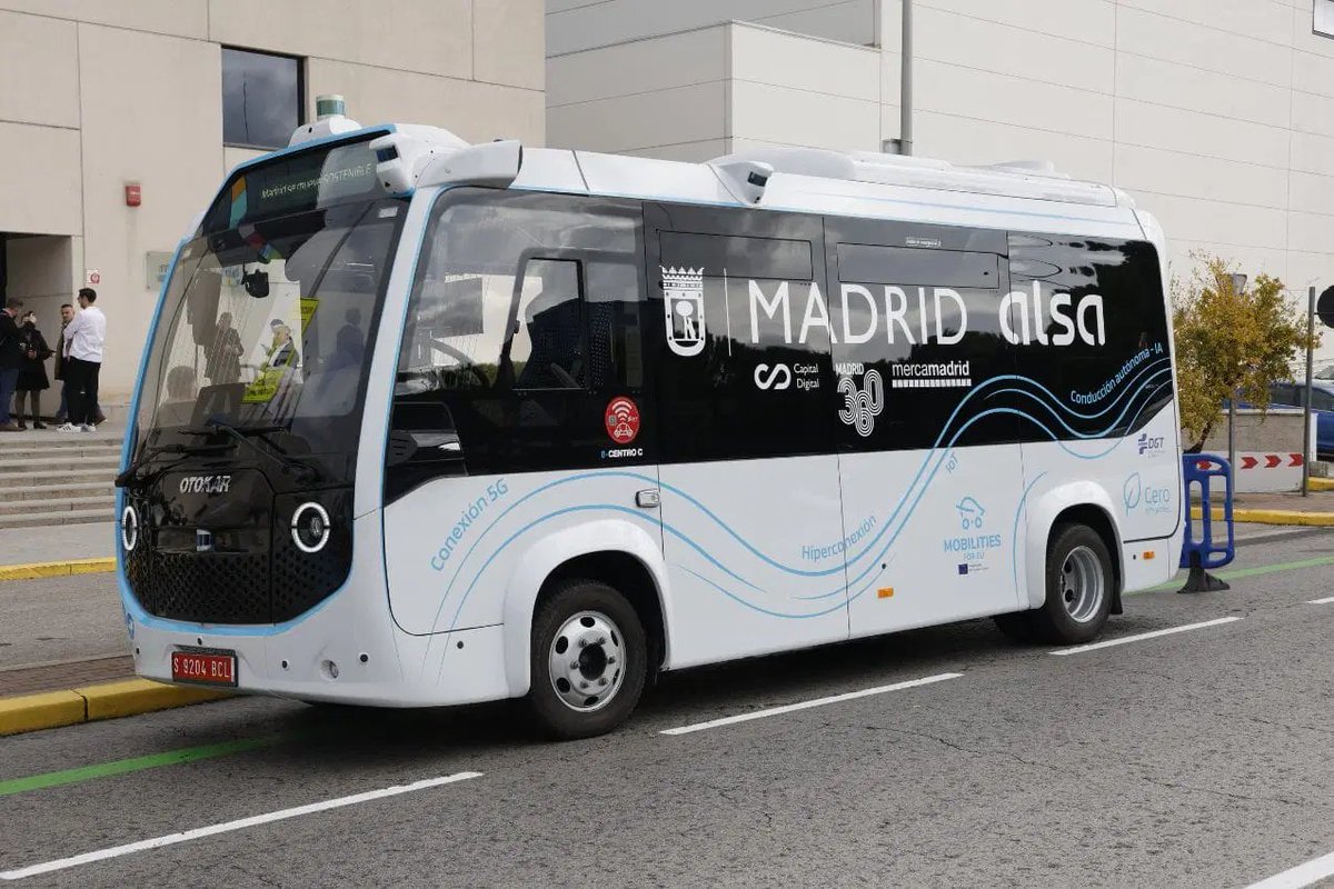 mlcluster's tweet image. El primer #autobús urbano #autónomo comenzará a circular con viajeros en @mercamadrid_hoy y constituirá la primera experiencia de este tipo en nuestro país, impulsada por el Ayuntamiento de @MADRID con nuestro socio @Alsa_autobuses .

👇
carrilbus.com/alsa-presenta-… Vía @Carrilbus