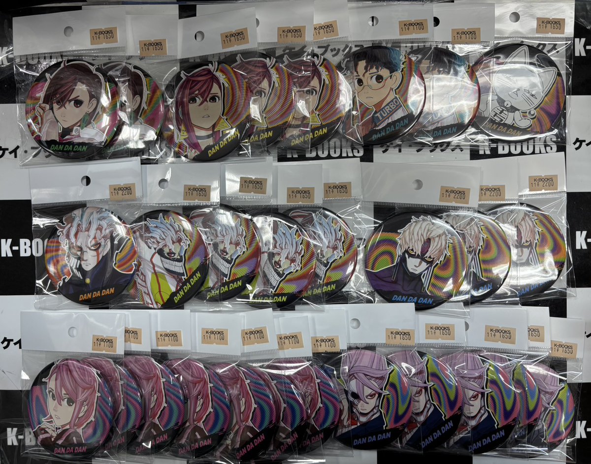 入荷情報】 #ダンダダン コレクション缶バッジ 各種 モモ オカルン