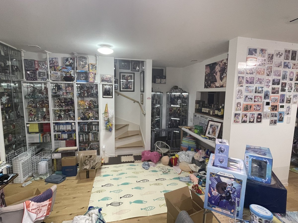 sasamimax's tweet image. 30代vtuberと映画好きな一般家庭のリビングです。