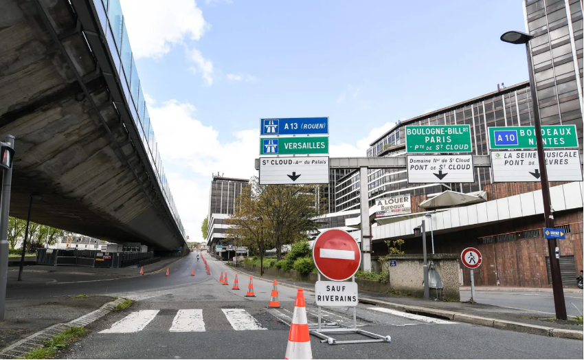 CeremaCom's tweet photo. đïž"Ces chiffres alarmants sur lâĂ©tat des #ponts des #routes françaises" @Challenges
https://t.co/nhVeUPg4Fl
#CeremaInfras #ProgrammeNationalPonts https://t.co/3fXjnfuY5H