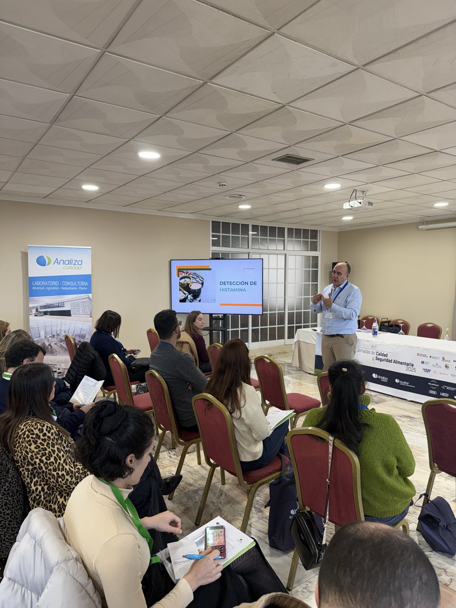 LuisMGallego's tweet image. Primer Ponente 

Jesús Romero Asensio. Responsable para España. PROGNOSIS BIOTECH
 #Histamina en #pescado: #riesgos para la #salud y #métodos rápidos de detección

Hoy en #Hotel #Bahia de #Vigo 

#JornadasAnaliza