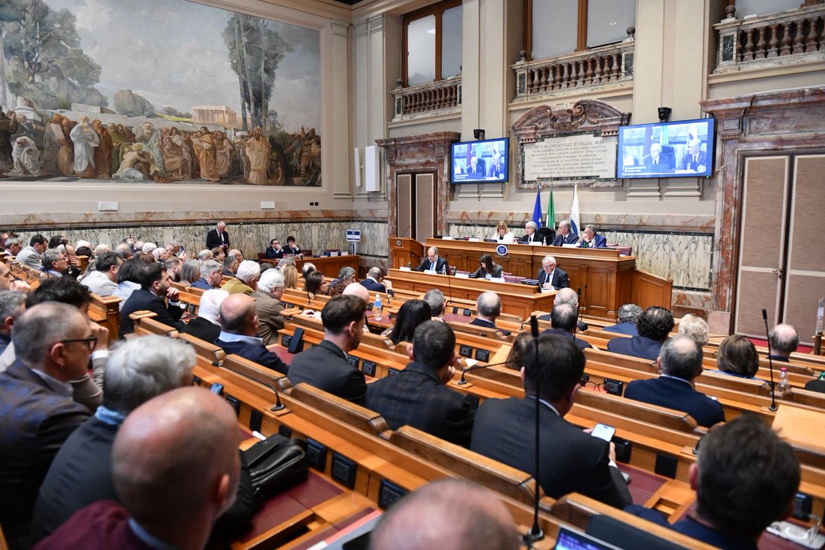CislNazionale's tweet image. Si è aperto oggi a Roma al Cnel,  presso la Sala Plenaria “Marco Biagi”,  il Convegno nazionale della #Cisl : “Sul Cammino della Responsabilità: il Patto che serve al Paese e all’Europa” che sarà concluso dall’intervento della Segretaria Generale della #Cisl  #DanielaFumarola .