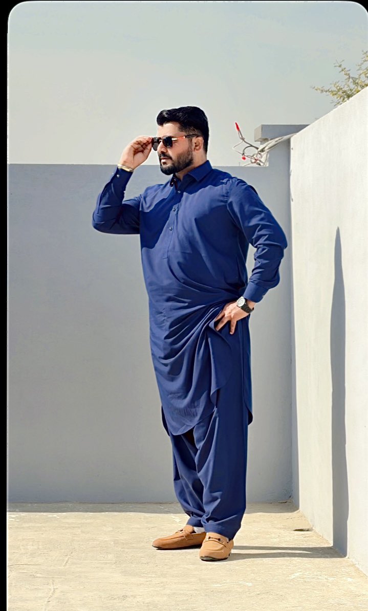 Sagheer66000's tweet image. I know how to play both gun and guitar, it&apos;s up to you to decide which tune you wanna dance to. 🐦‍🔥
#DB