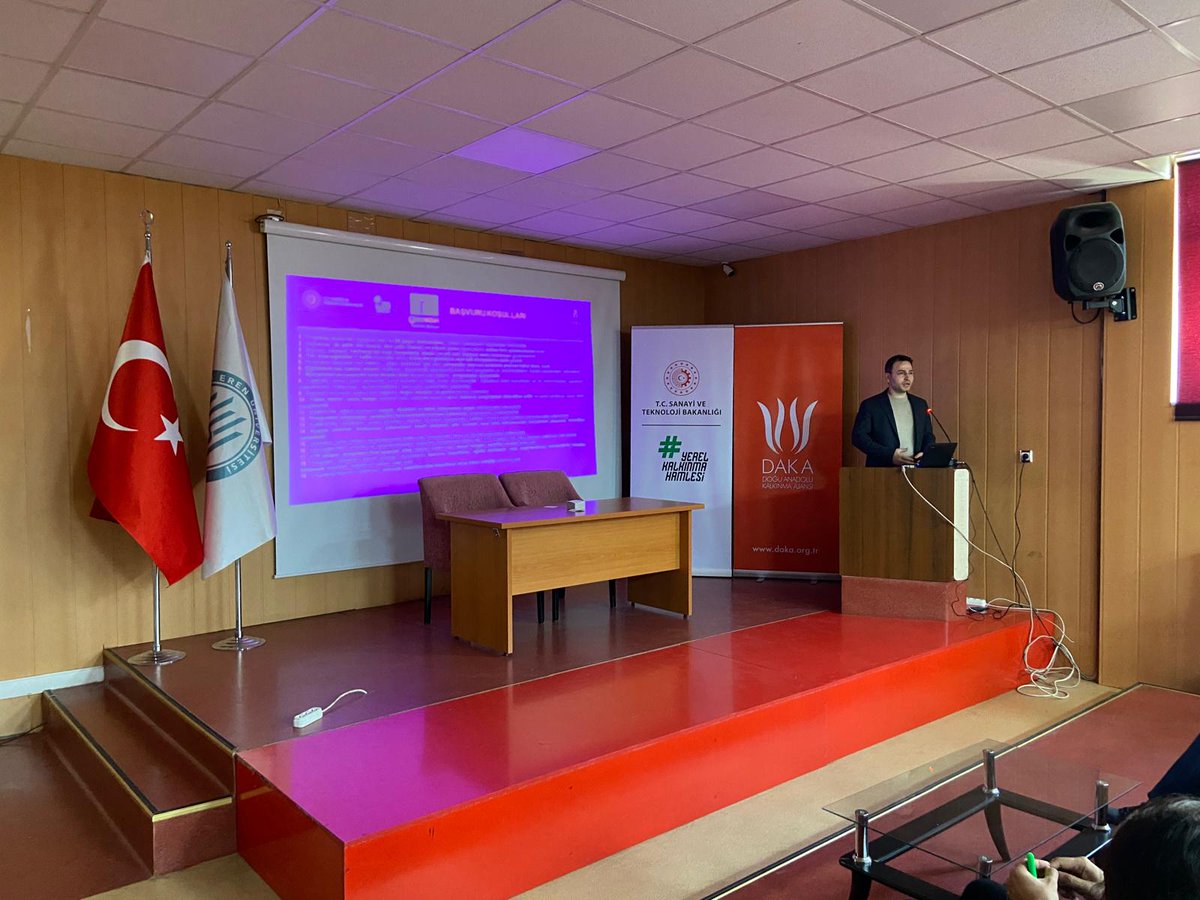 TC_DAKA's tweet image. DAKA Bitlis Yatırım Destek Ofisi tarafından Bitlis Eren Üniversitesi Sosyal Bilimler Meslek Yüksekokulu&apos;nda Siber Vatan Programı bilgilendirme toplantısı gerçekleştirildi.

🌐 Başvuru: sibervatan.org
📅 Son başvuru tarihi: 22 Kasım 2025

@beusosyalmed 
@siber_vatan