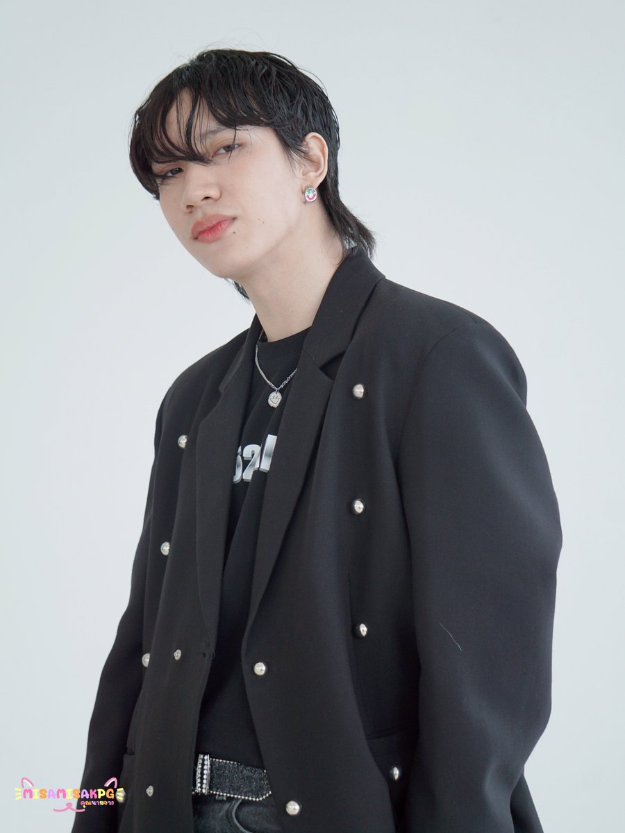 misamisakpg's tweet image. อยากลาออกไปเป็นตากล้องให้น้องเค้าว่ะ

#THE52ARENA
#Projext52
#George4MIX #George_rmt