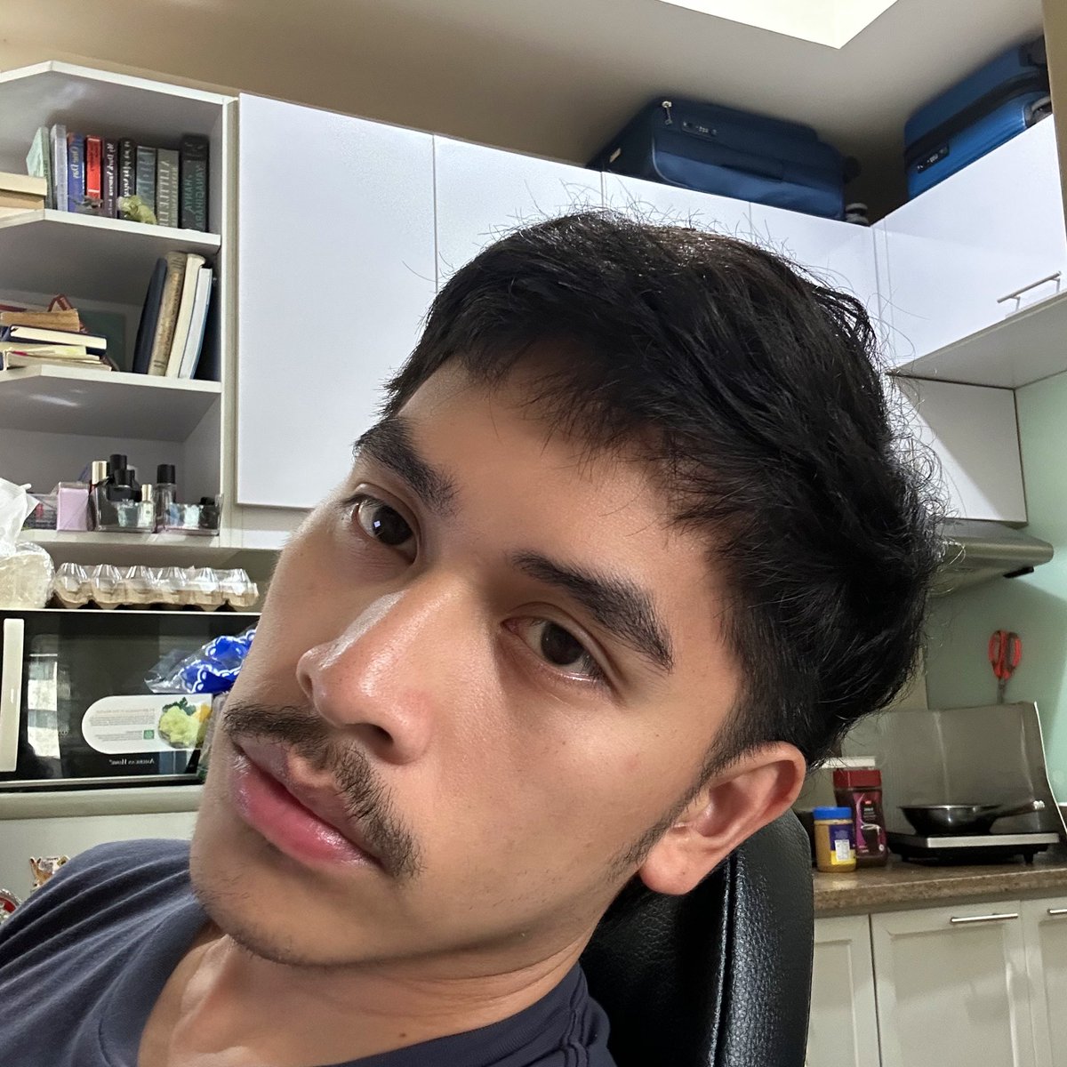 ajpguillermo's tweet photo. Hi, pwedi mag hello? https://t.co/7mX00uF52Q