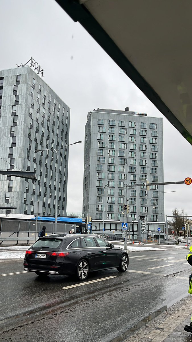 OllikainenOtso's tweet image. Ei ole enää Höijer Tower miehitettynä.  @MikiHoijer