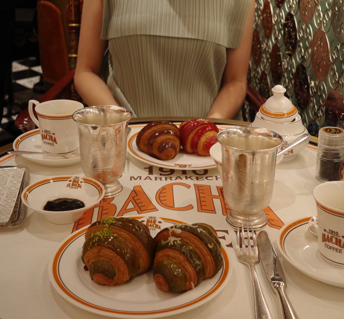 greedyol's tweet image. BACHAがついに東京にオープン☕️🧡
いろんなお味のあるクロワッサンが美味しくて見た目も可愛いかったのでリピしたい。あとはホットコーヒーにバニラクリームを入れるのがおすすめです(ホットコーヒーを頼めばクリームがついてくるはず)