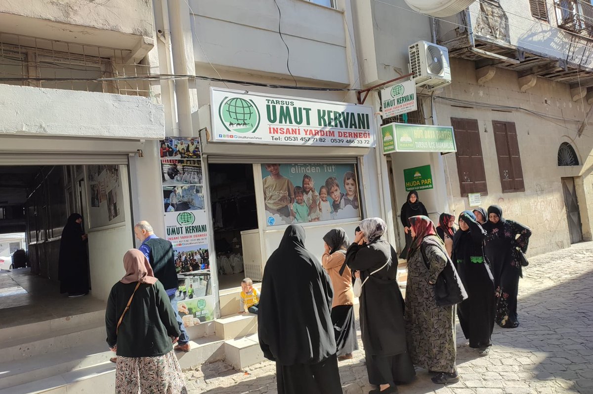📍MERSİN - TARSUS

Umut Kervanı olarak Mersin'in Tarsus ilçesinde ihtiyaç sahibi kardeşlerimize yönelik kırmızı et dağıtımı gerçekleştirdik.