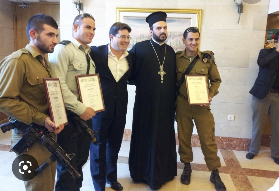 Sans_Concession's tweet image. De plus en plus de chré✝️iens israéliens s’engagent dans les rangs de Tsahal .
Eux aussi veulent participé á défendre 🇮🇱la seule démocratie du Proche-Orient