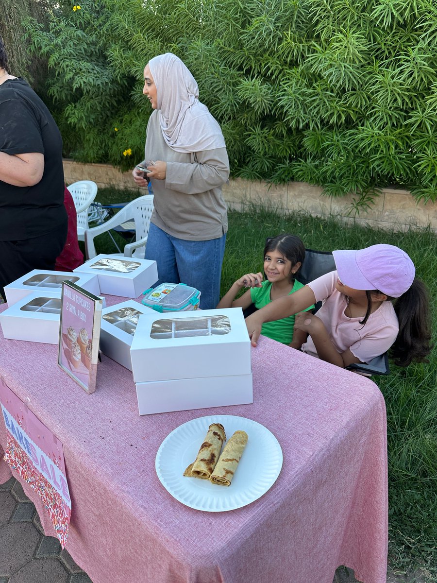 ABISOman's tweet photo. This weekend, 15 ABIS students took action to support the community cats in Palm Garden! With their families, they ran a bake sale raising ~150 OMR for the TNR (Trap, Nurture, Release) project with vet Dr. Usman Shakir. Amazing compassion, teamwork &amp; impact!
#ABIS #TNR https://t.co/iOqEA0aVCD