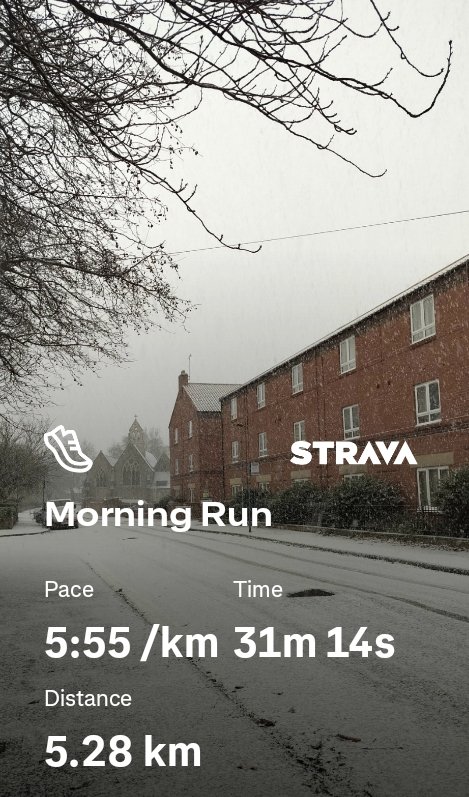 Morning 5km run 
Through Hull Road Park, around St Nick's and by the river Foss. Fine but chilly when I set off, and snow when I finished! 
Happy Thursday! 😃🏃‍♀️
#York #Running