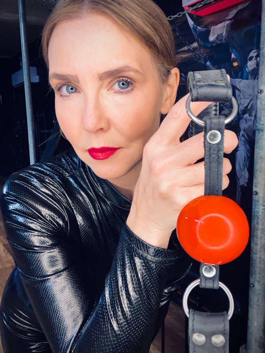 MissMalX's tweet image. No excuses will be heard. 
Muffled cries just about tolerated.

Confess your sins and prepare yourself for correction. 

Like, RT and comment.