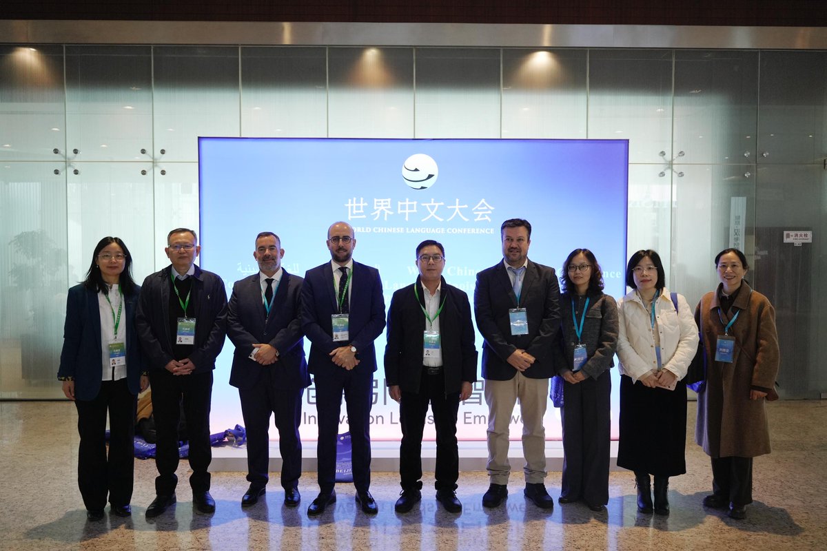 uclm_inter's tweet photo. Xu Haiyan y Jaime Moraleda, directores del @confuciouclm, han participado en el Congreso Mundial de la Lengua China 2025 en Pekín. Se reunieron con el Vicerrector Wang Li y el equipo de Internacionalización de la Universidad de Nanchang para coordinar futuros proyectos conjuntos https://t.co/06impui7oP