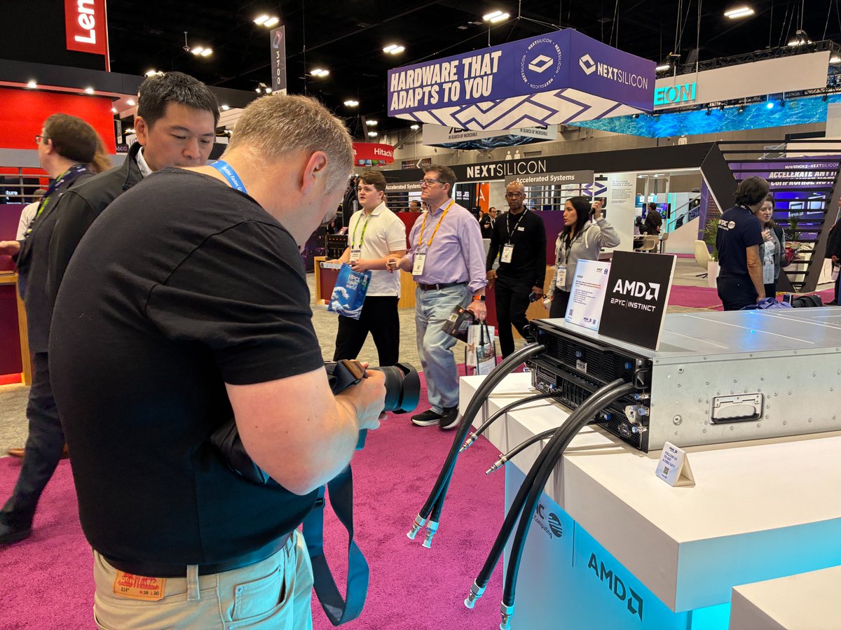 MiTACcomputing's tweet image. *Day 2 at #SC25 was packed! 🚀
Great to host Patrick from ServeTheHome as crowds gathered to explore how MiTAC is scaling future-ready #AI clusters.

⏰ Last day tomorrow—don’t miss it!
📍 Booth #3916

🔗 More: mitaccomputing.com/en/2025campaig…

#MiTACComputing #HPC #RackToCluster
