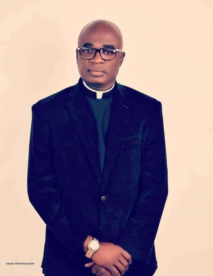 shegzedon's tweet image. I think Catholic body needs to step this Nigga down immediately 

(Sunday Igboho Jerry Eze Justice Omotosho Court of Appeal Terrorism)